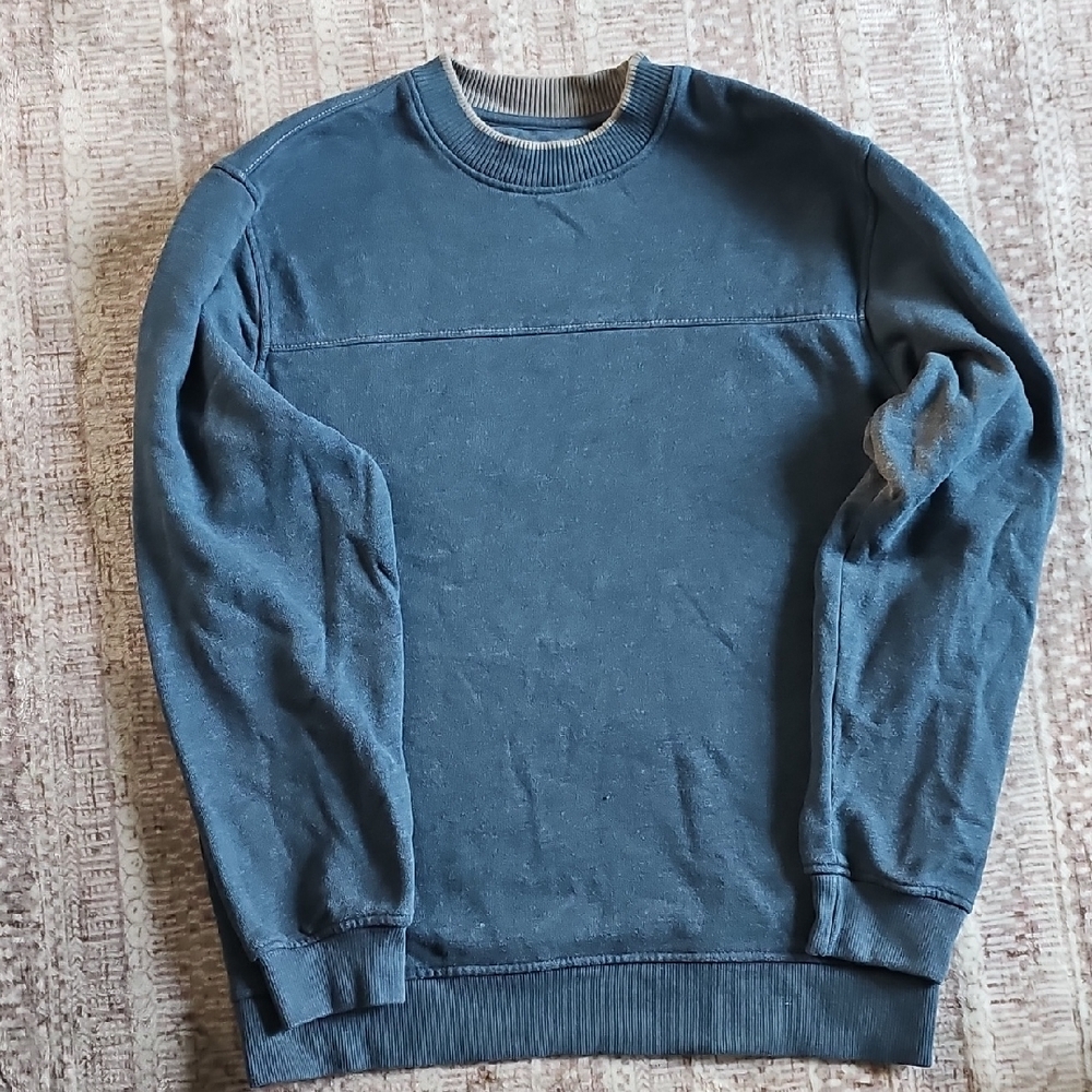 Van Heusen Blue Crewneck Sweater with Ribbed Accents